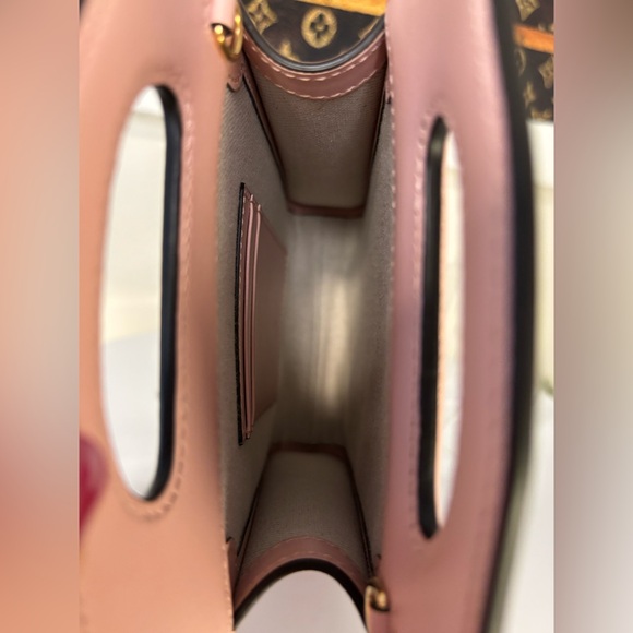 💞Out of Stock💞 Gucci Marmont Baby Pink Matelasse Top Handle & Crossbody Bag GG - Picture 9 of 10